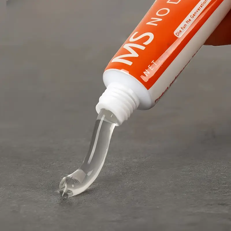 Przezroczysty, wytrzymały klej – Contact Cement Glue recenzja i cena